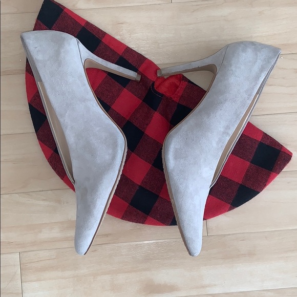 Vince Camuto Ankia Suede Pump - Picture 6 of 12